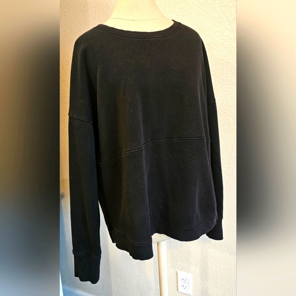 ATHLETA Oversized Drop Shoulder High Low hem Fleece Sweatshirt. Black Medium - Picture 1 of 15